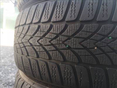  205/4517" 55e/4db Dunlop téli gumi gumi