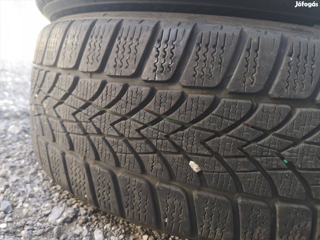  205/4517" 55e/4db Dunlop téli gumi gumi 9. kép