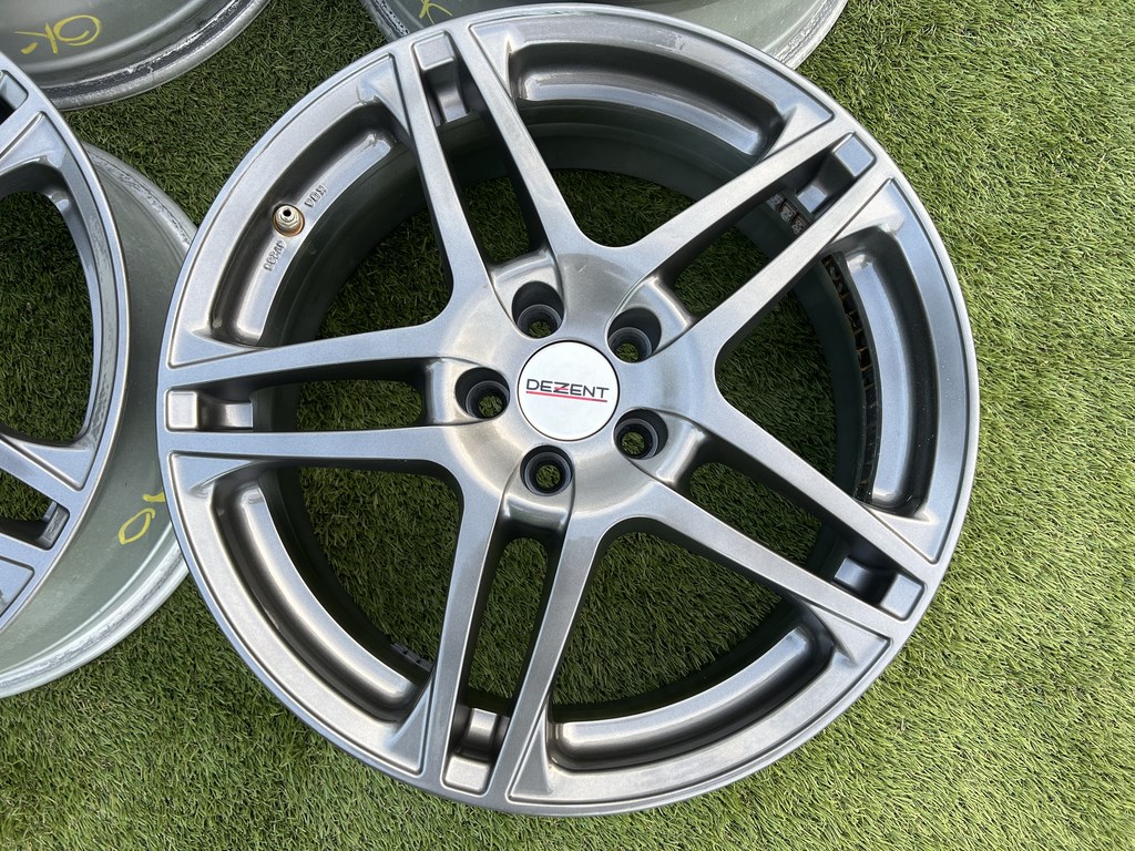 5x100 17" Dezent alufelni 7Jx17h2 ET38 3. kép