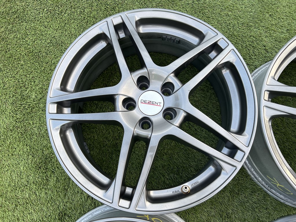 5x100 17" Dezent alufelni 7Jx17h2 ET38 5. kép