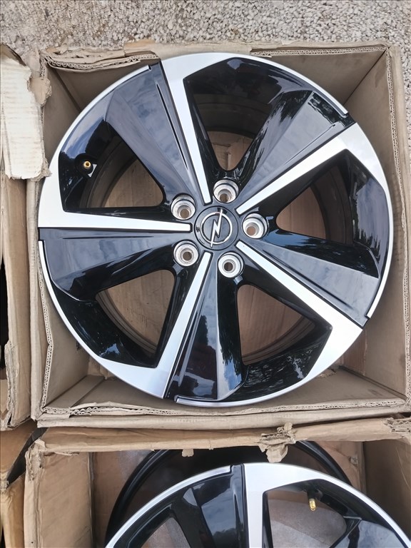  Opel Astra L/Grandland X 5x108 lyukosztású 17" (gyári felni) alufelni 5. kép