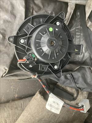 Opel Meriva B Meriva B fűtőmotor fűtő ventilátor 5242673401