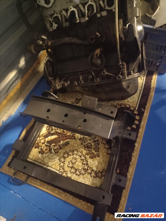 Trabant 601 bontott alkatrészei 9. kép