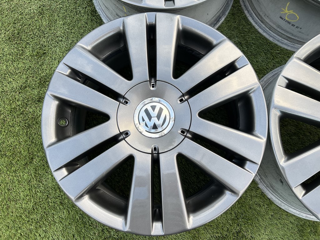 5x112 16" Volkswagen gyári alufelni 7Jx16h2 ET45 2. kép
