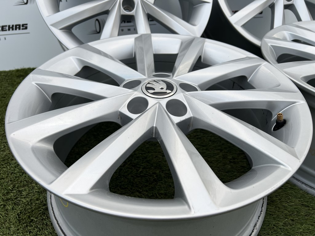 5x100 16" Skoda gyári alufelni 7Jx16h2 ET46 2. kép