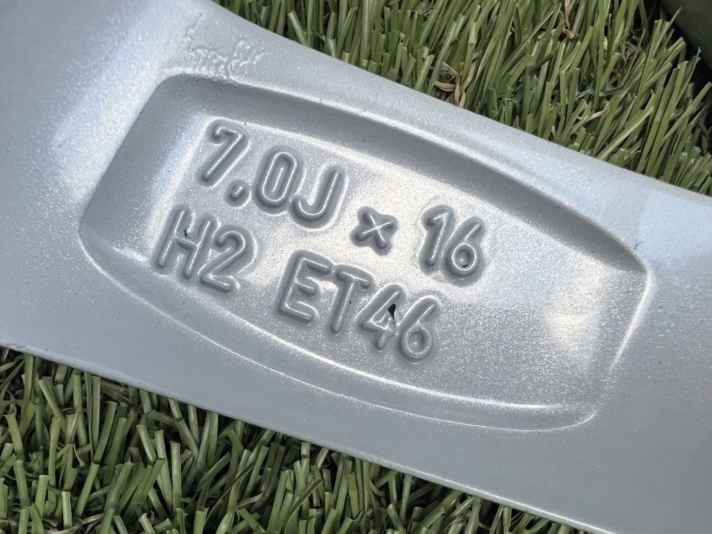 5x100 16" Skoda gyári alufelni 7Jx16h2 ET46 8. kép