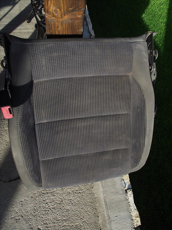 Volkswagen Golf 5 Jetta bal első ülés párna, huzat 1. kép