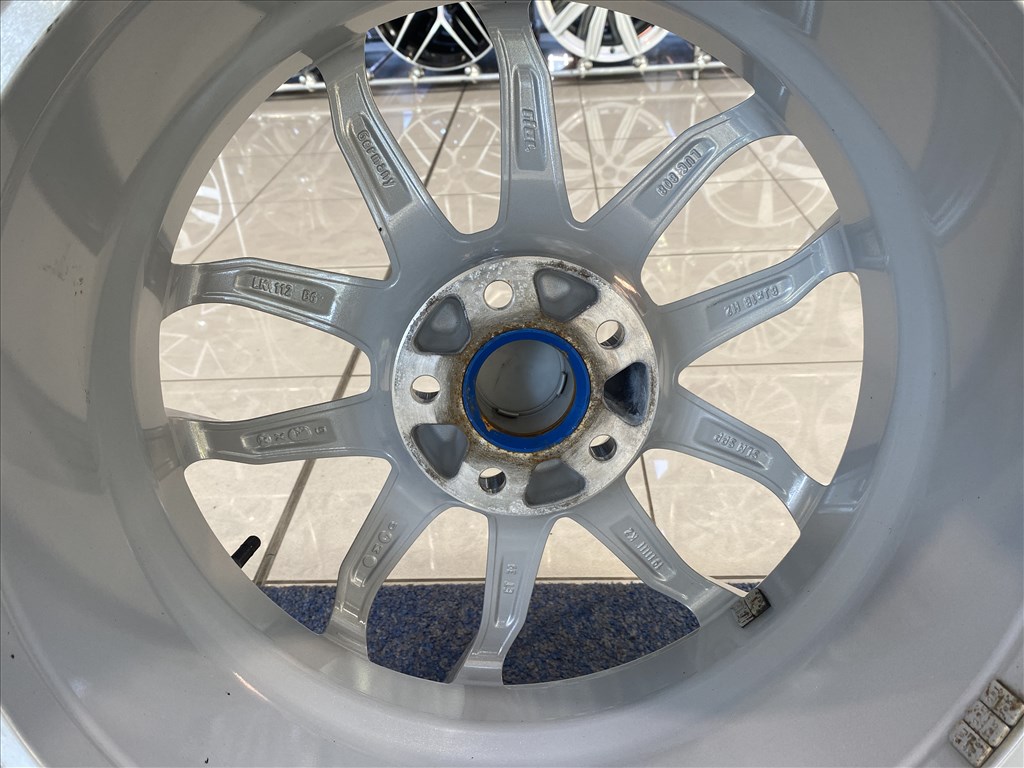 (3760)  Rial 18 alufelni felni, 5x112, 225/55 R18 téli gumi, A6 2. kép