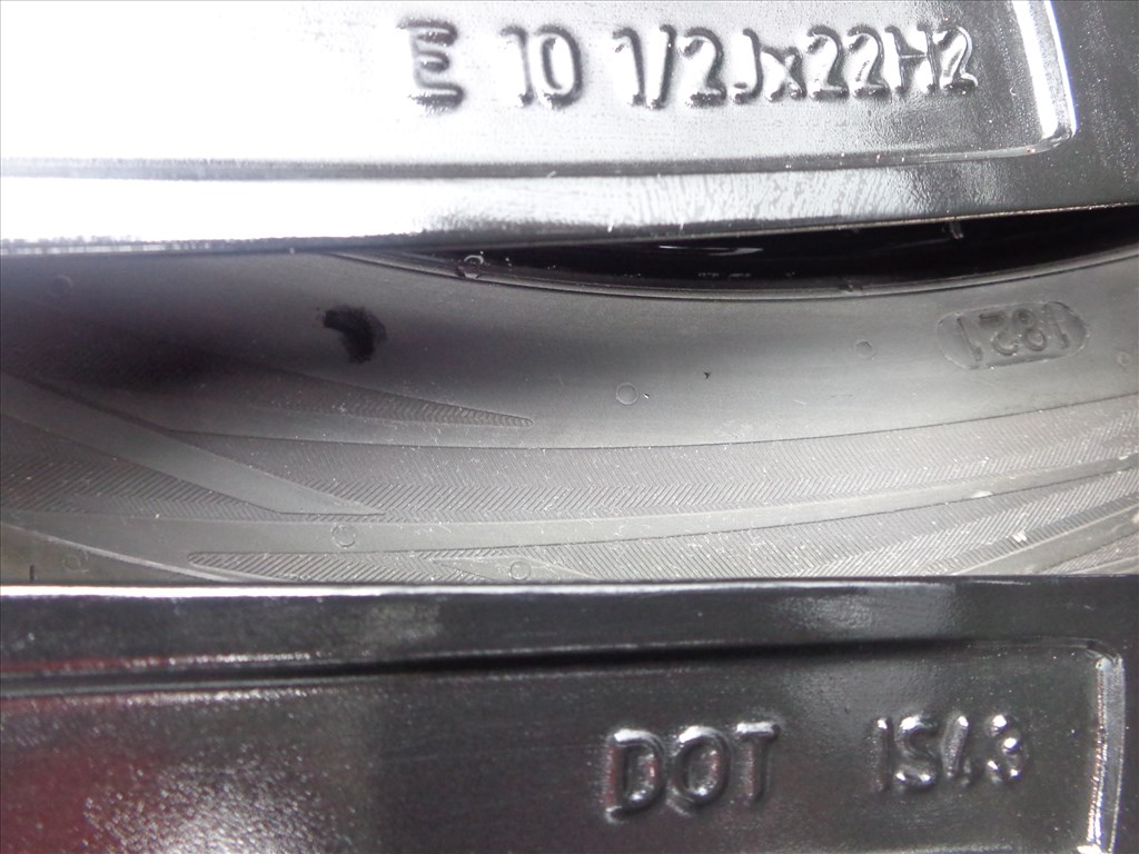 BMW X5 G05 / X6 G06 új gyári nyári garnitúra  9. kép