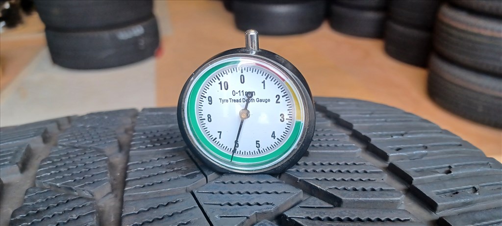 Continental Wintercontact 315/30 R21 téli gumik 2db 3. kép