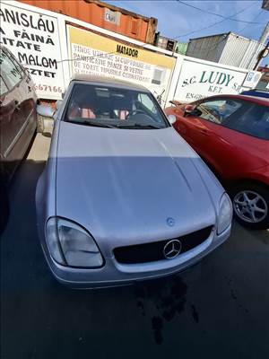 Mercedes SLK 230 (R170) bontott alkatrészei