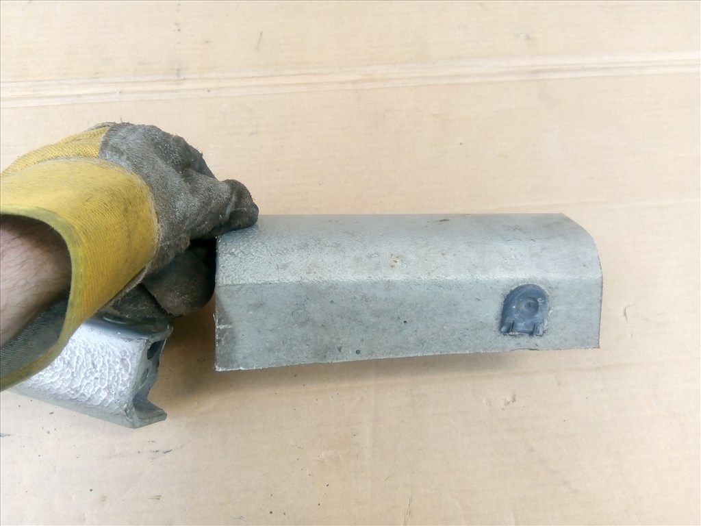 Opel Astra H H küszöb 6. kép