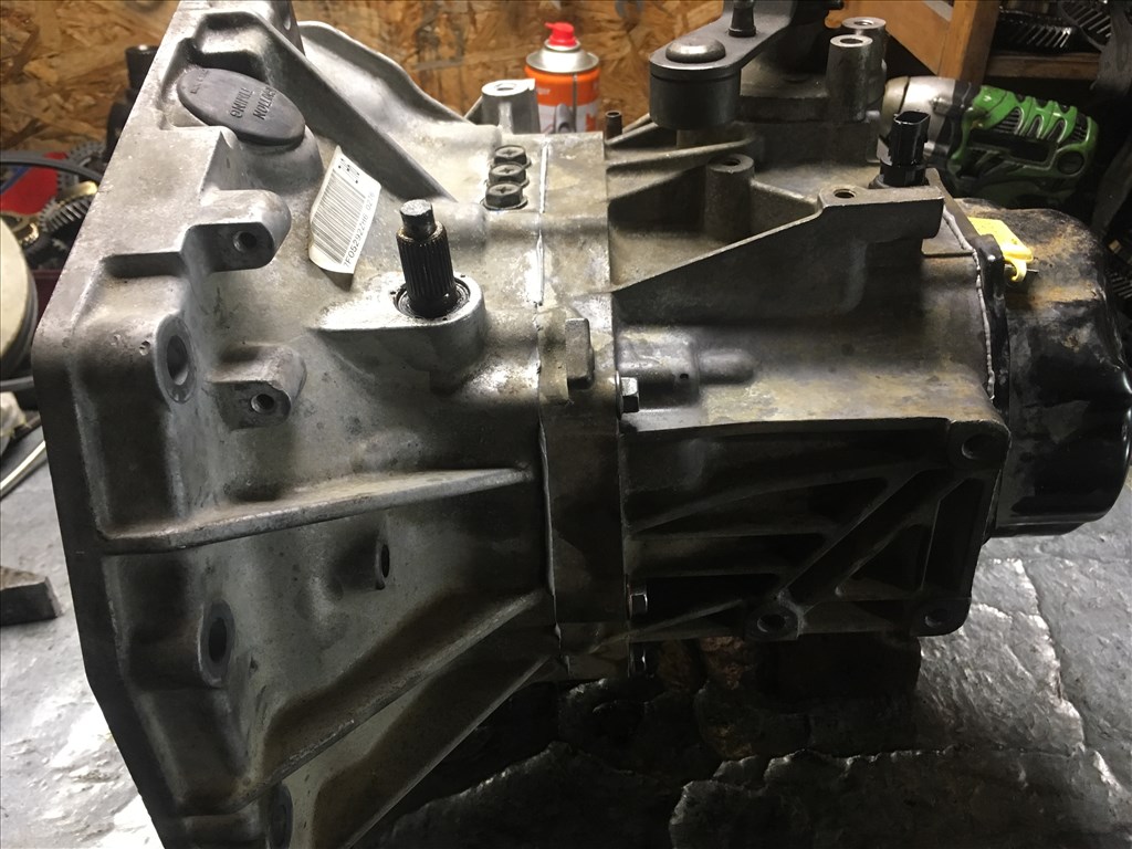 Suzuki ignis (ZH7) 4×4 felújított váltó  1. kép