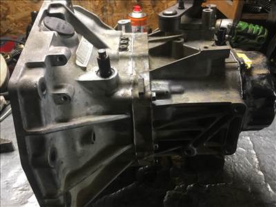 Suzuki ignis (ZH7) 4×4 felújított váltó 