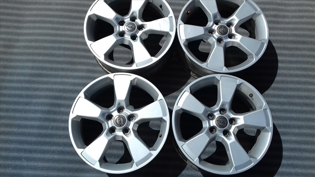  5x115 lyukosztású 7J 18" gyári Opel / Chevrolet / alufelni 1. kép