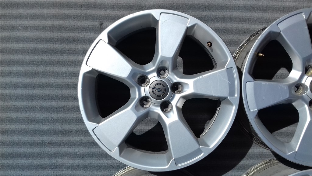  5x115 lyukosztású 7J 18" gyári Opel / Chevrolet / alufelni 3. kép