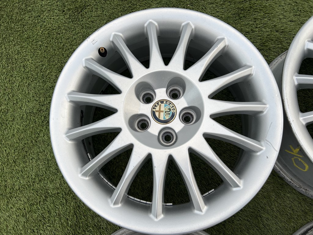 5x98 16" Alfa Romeo gyári alufelni 6,5Jx16h2 ET41,5 5. kép