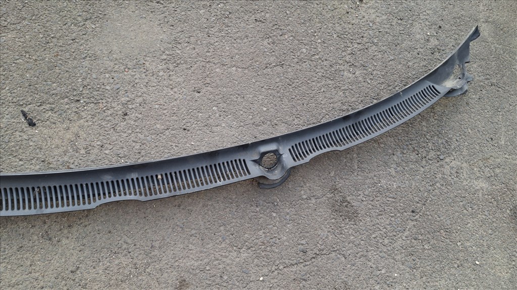 Audi A4 (B6) levélrács 8E1 819 403 8e1819403 4. kép