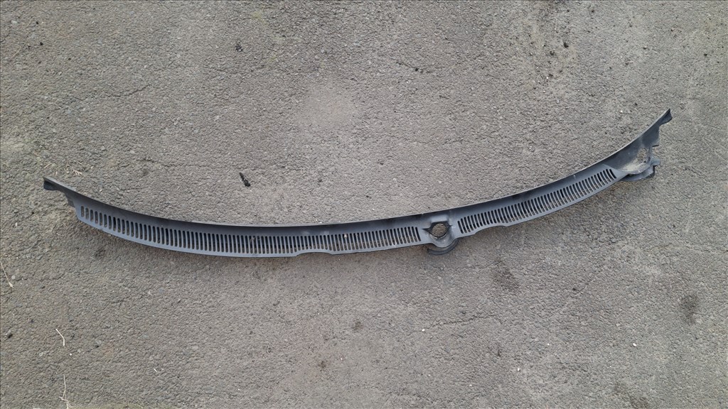 Audi A4 (B6) levélrács 8E1 819 403 8e1819403 1. kép