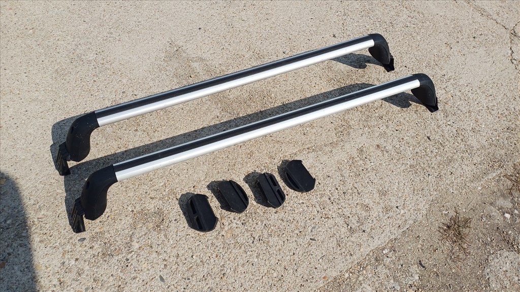 Toyota Verso Gyári tetőcsomagtartó  1. kép