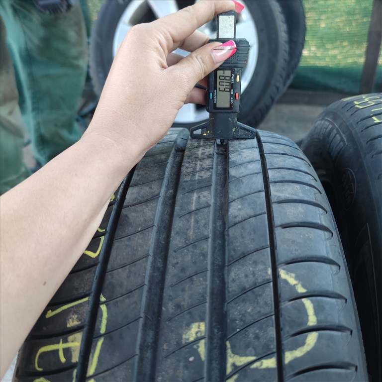  215/55 R16 Michelin nyári gumi 12000ft a 4db/227/ 1. kép