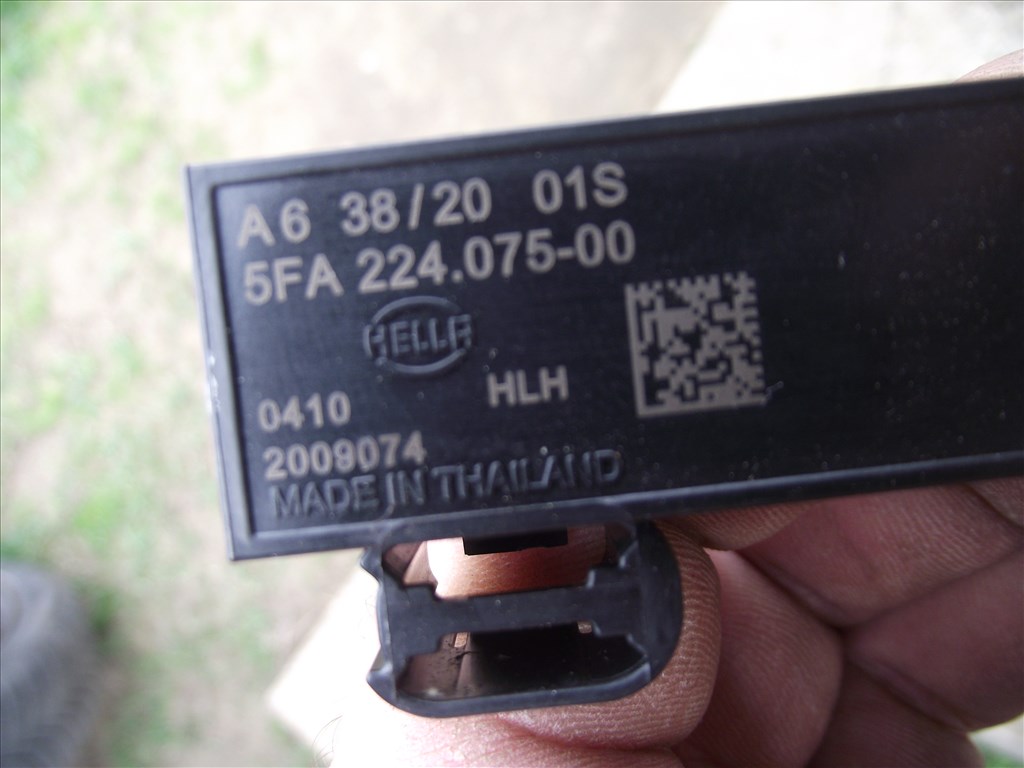 Skoda Octavia 4 Golf 8 Keyless antenna erősítő  5wa962132 3. kép