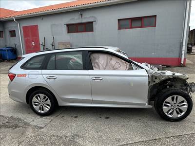 Skoda Octavia IV bontott alkatrészei vagy egyben bontásra eladó