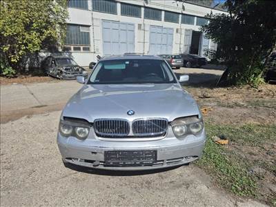BMW 730d féknyereg 