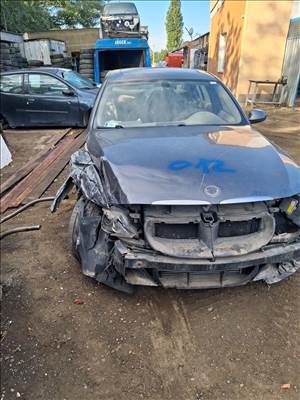 BMW 320 bontásra egyben eladó