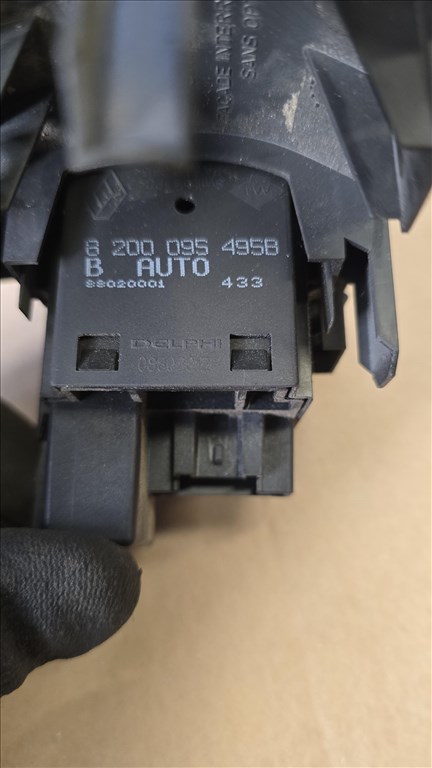 Renault Clio III, Renault Thalia II, Renault Mégane II fényszóró magasság állító kapcsoló 8200095495b 3. kép