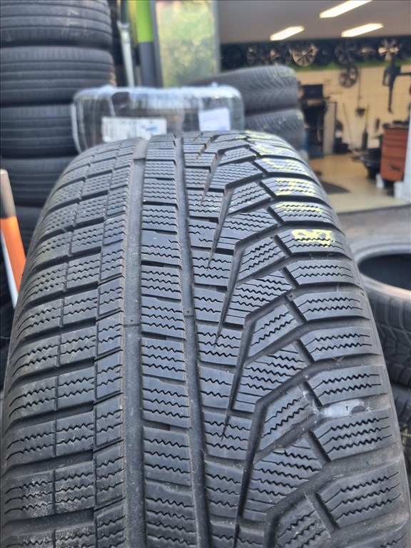  255/5518" újszerű Hankook Winter I cept evo2 SUV téli gumi 4db  4. kép