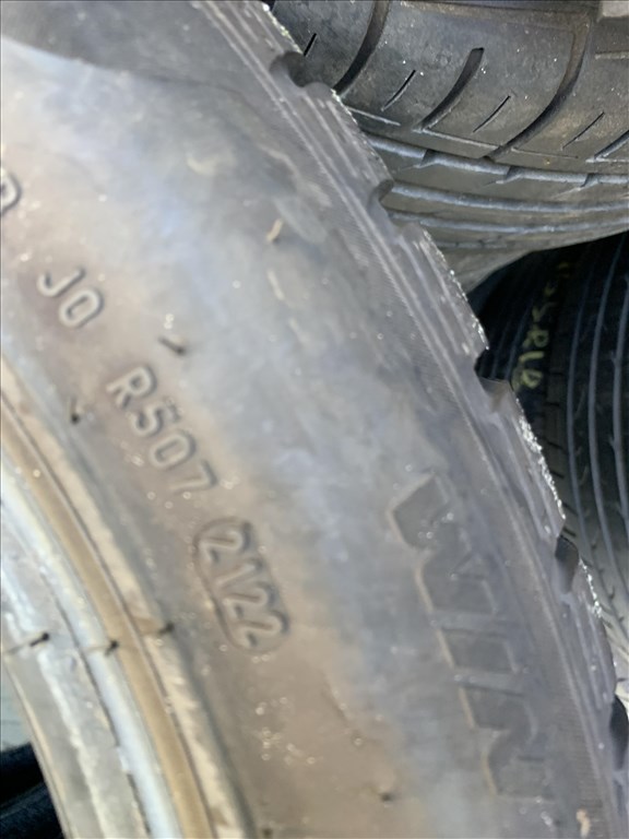  215/5517" újszerű Pirelli téli gumi  3. kép