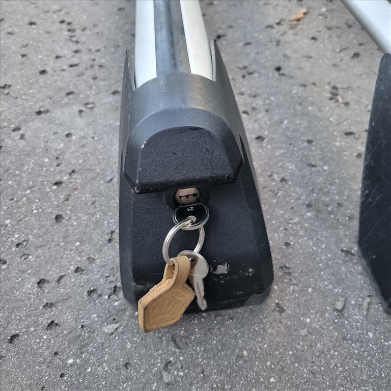 Ford Focus Mk2 Tetőcsomagtartó  4m5j46002aa 2. kép