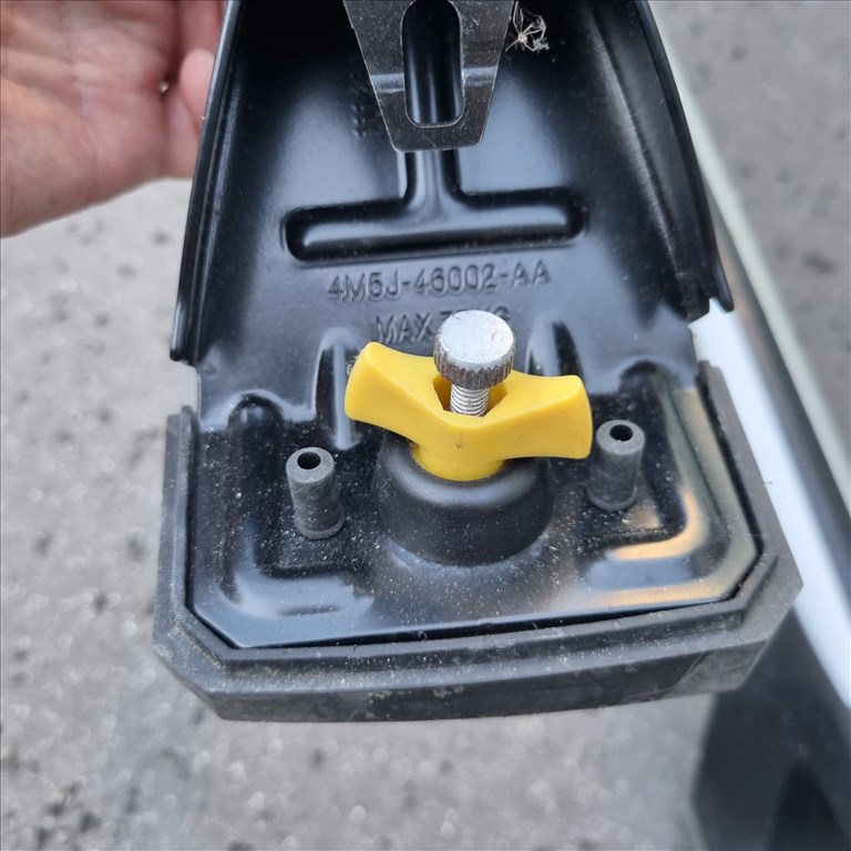 Ford Focus Mk2 Tetőcsomagtartó  4m5j46002aa 5. kép