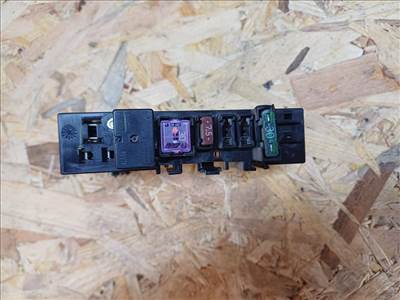 Mitsubishi Lancer VIII (2008-2017) 1.8 Benzines Biztosíték Tábla 