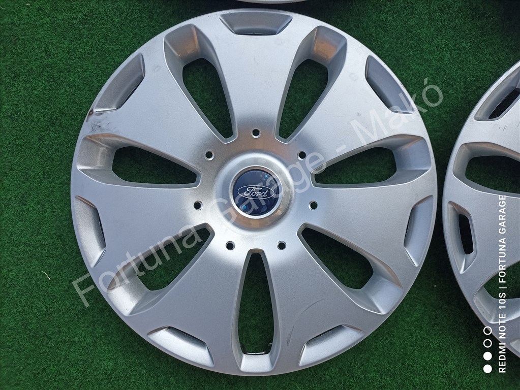 16" Ford használt dísztárcsa garnitúra (132) 4. kép