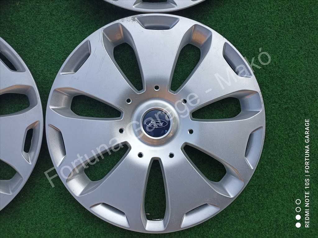 16" Ford használt dísztárcsa garnitúra (132) 5. kép