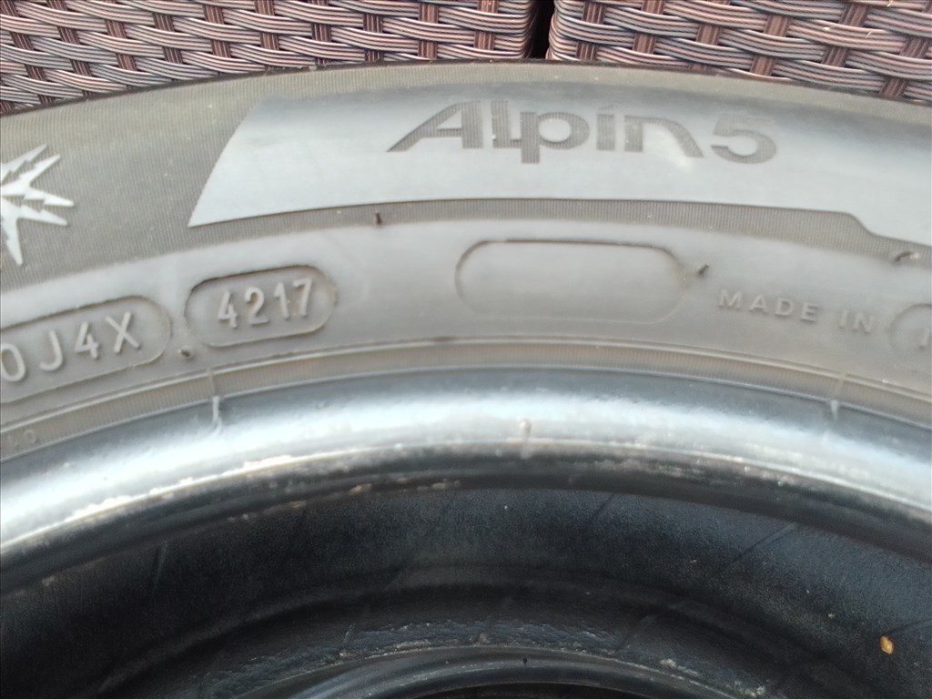 205/55R16 Michelin Alpin5 téli gumi garnitúra 8. kép