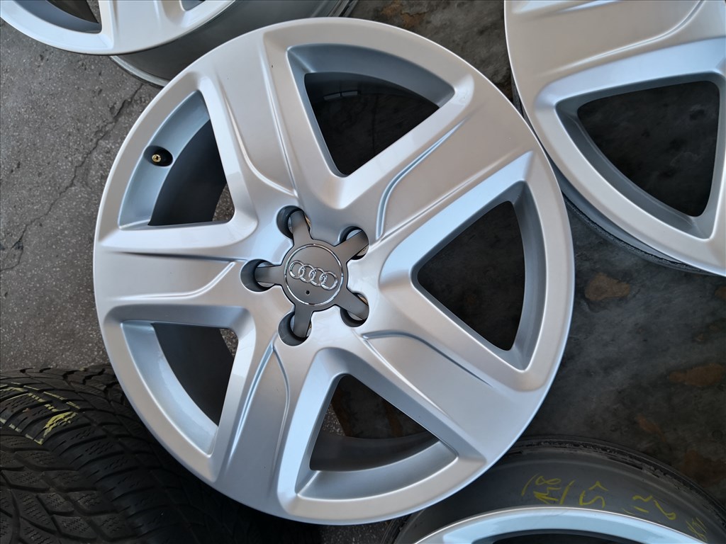 5x112 18 Gyári Audi alufelni 185000ft a 4db/148/ 2. kép