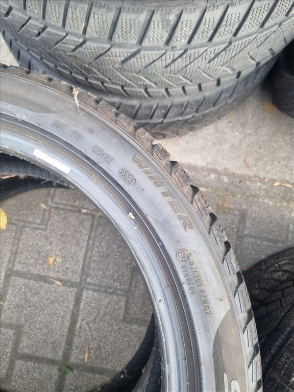  225/4518" újszerű Pirelli Sottozero 3 téli gumi 2db  5. kép