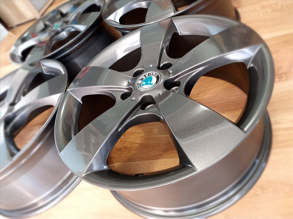5x112 17" SKODA gyári "PEGASUS" alufelni garnitúra - stormgrau met. 1. kép