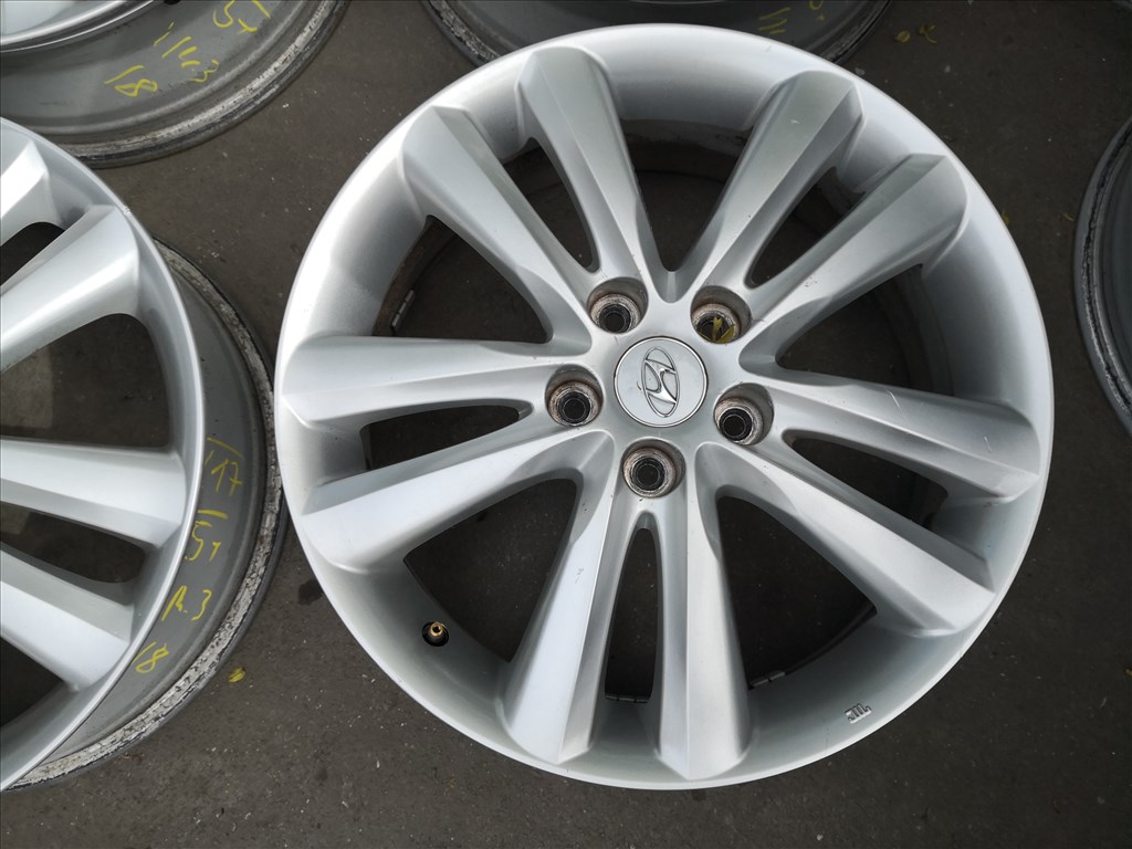 5x114,3 18 Gyári Hyundai alufelni 150000ft a 4db/117/ 4. kép