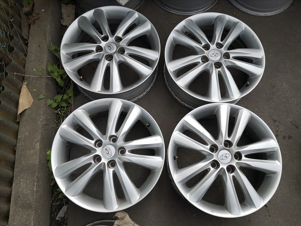 5x114,3 18 Gyári Hyundai alufelni 150000ft a 4db/117/ 5. kép