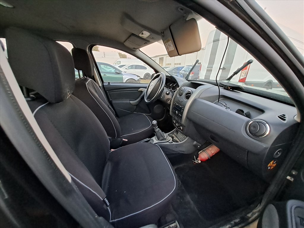 Bontásra: Dacia Duster I Facelift 1.5 diesel 66kW önindító  uu1hsdcl653207960 k9k-612-r330433 3. kép
