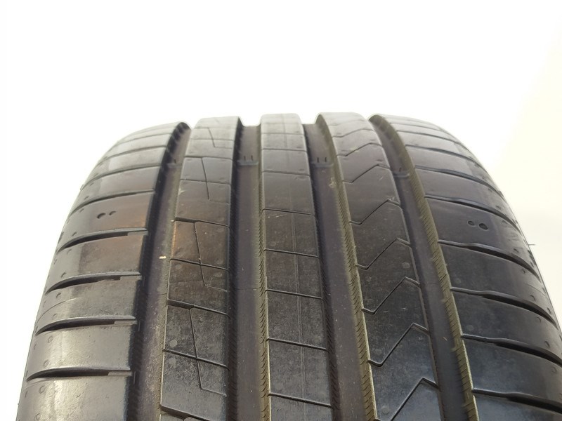 Hankook K135 Ventus Prime 4 225/45 R17  1. kép