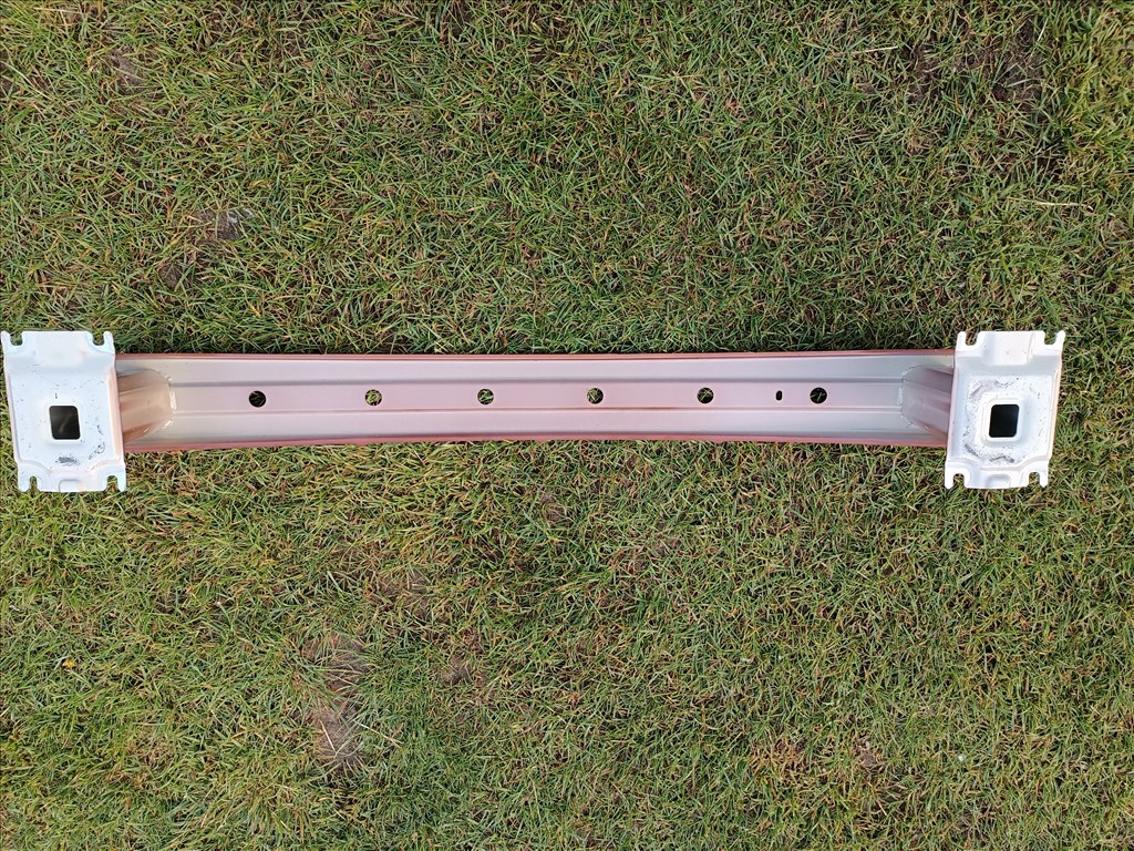 Suzuki Vitara / S-Cross hátsó merevítő 65560-61MA1 3. kép