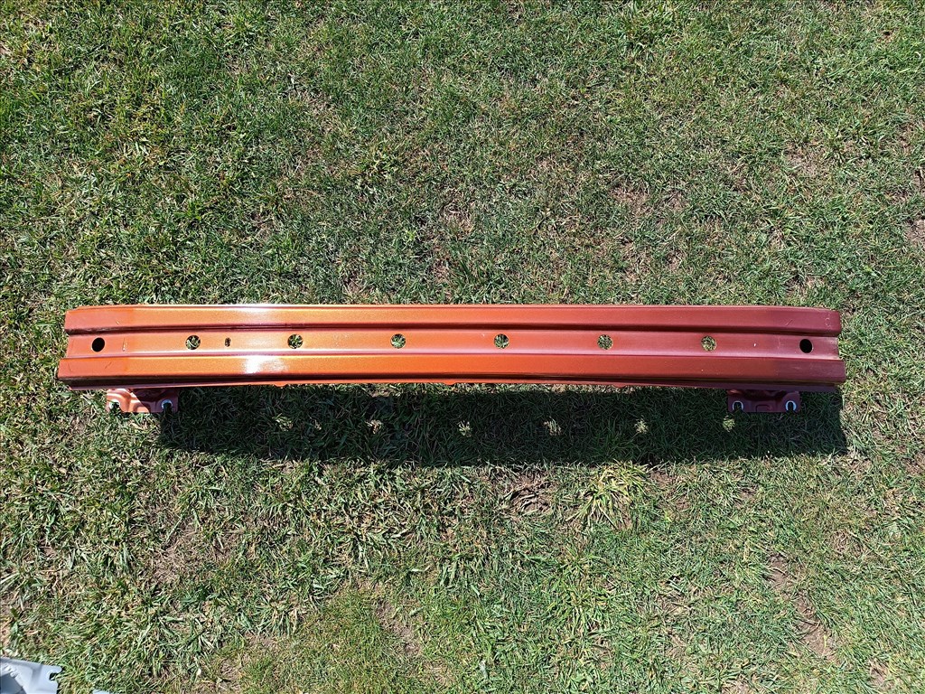 Suzuki Vitara / S-Cross hátsó merevítő 65560-61MA1 1. kép