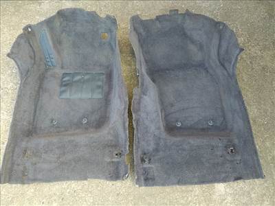 Volvo S40 első nagyszőnyegek eladók!