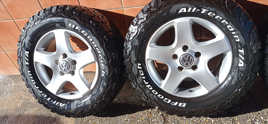 VW TUAREG 17" ALUFELNI 5X130 ÚJSZERŰ NÉGY ÉVSZAKOS 255/75R17 GUMIVAL OLCSÒN!!! 2. kép