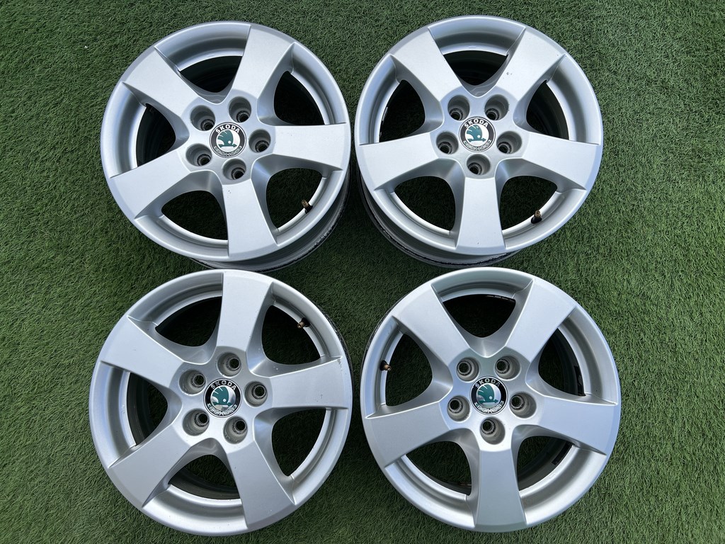 5x100 14" Skoda gyári alufelni 6Jx14h2 ET43 1. kép